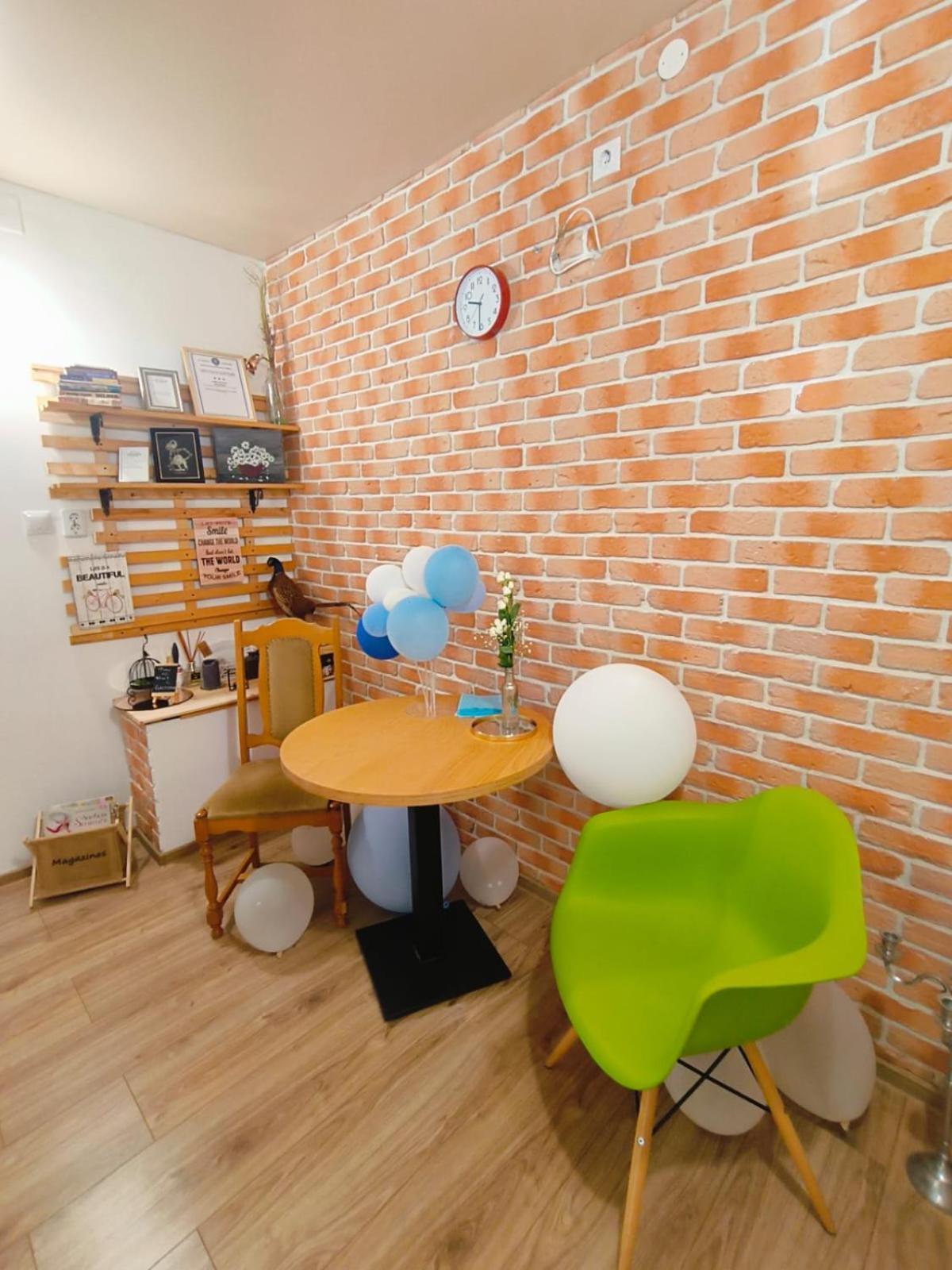Kaffeinn Specialty Coffee ไบเออลูนูไม ภายนอก รูปภาพ